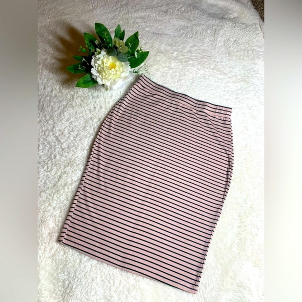 SHEIN Cream Pencil Skirt Knee-Length Casual